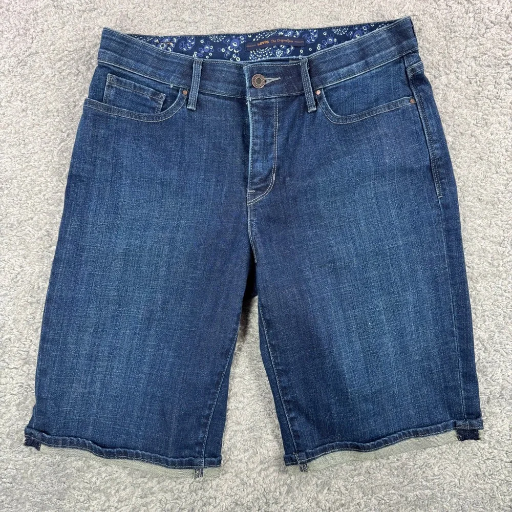 Levis 525 Perfect Waist Denim Bermuda Shorts Dark Wash Blue Womens Size‎ 8